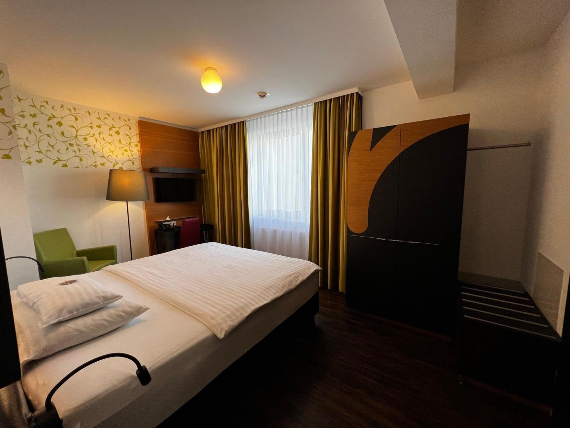 H+ Hotel Ried Ried im Innkreis Exterior foto