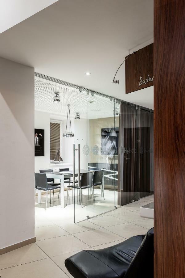 H+ Hotel Ried Ried im Innkreis Exterior foto